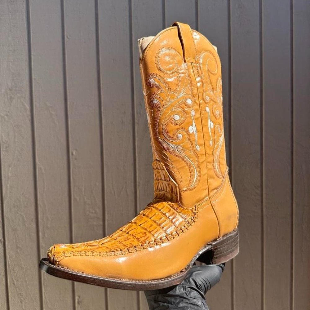 #68 Chameleon Design Boot with Crocodile and Butter
